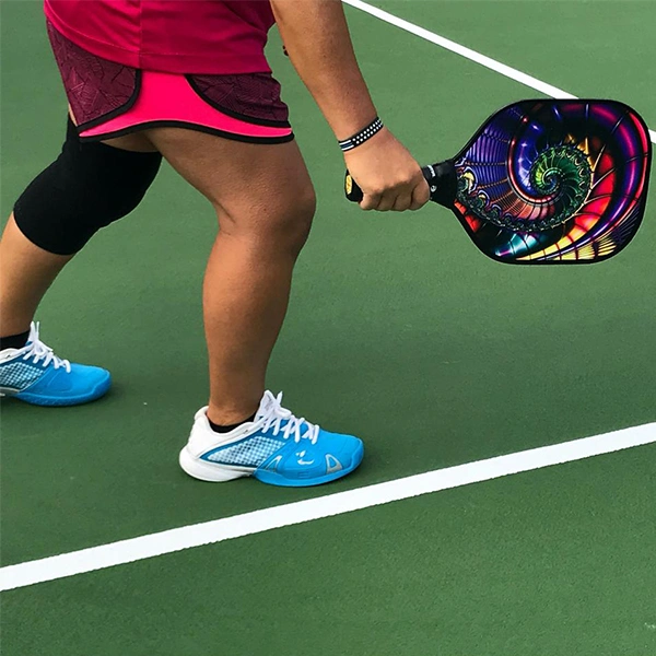 pickleball paddle