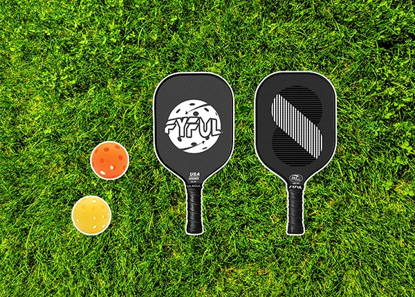 play pickleball on grass