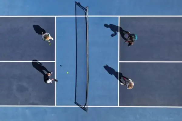 Deaf Pickleball 5 Essential Hand Signals Every Player Should Know