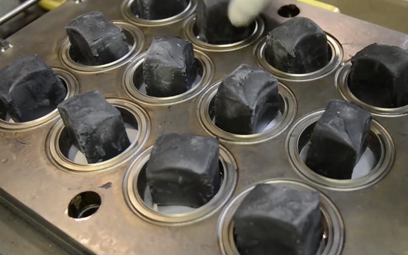 Precision-Molding Precision Molding