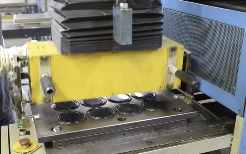 Puck-Demolding Puck Demolding